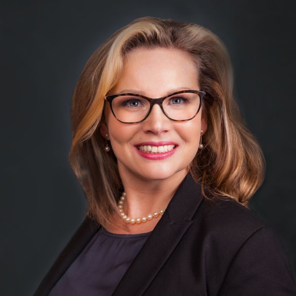 Meet your Posher, Alison - Picture 1 of 1